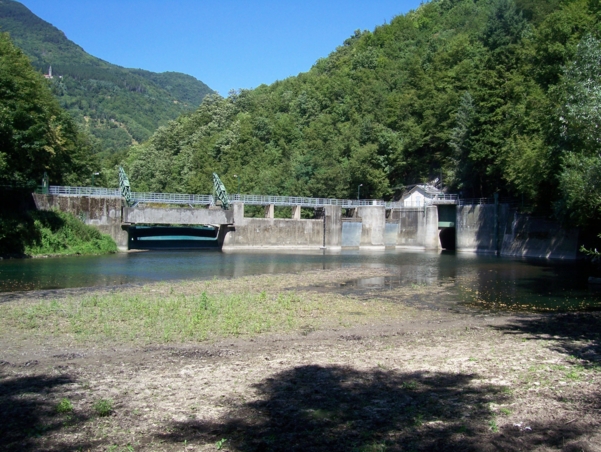  Image name: Fiume08.jpg 
 width: 601 pixel 
 height: 452 pixel 
 Size: 285950 bytes 
 Click to enlarge 